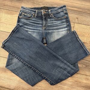 Women’s Buckle Black Tailored Bootcut. 27x32. Hardly worn.